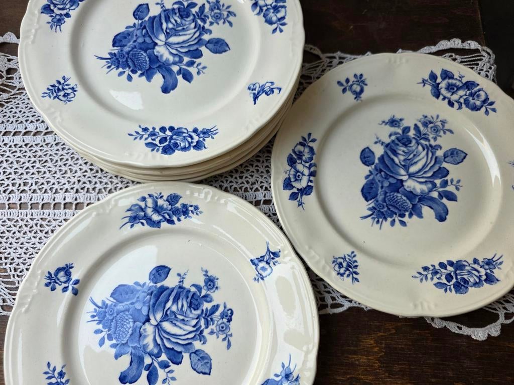 Roomwitte eetborden dinerborden roos blauw bloemdecor, Antiek en Kunst, Antiek | Servies los, Ophalen of Verzenden