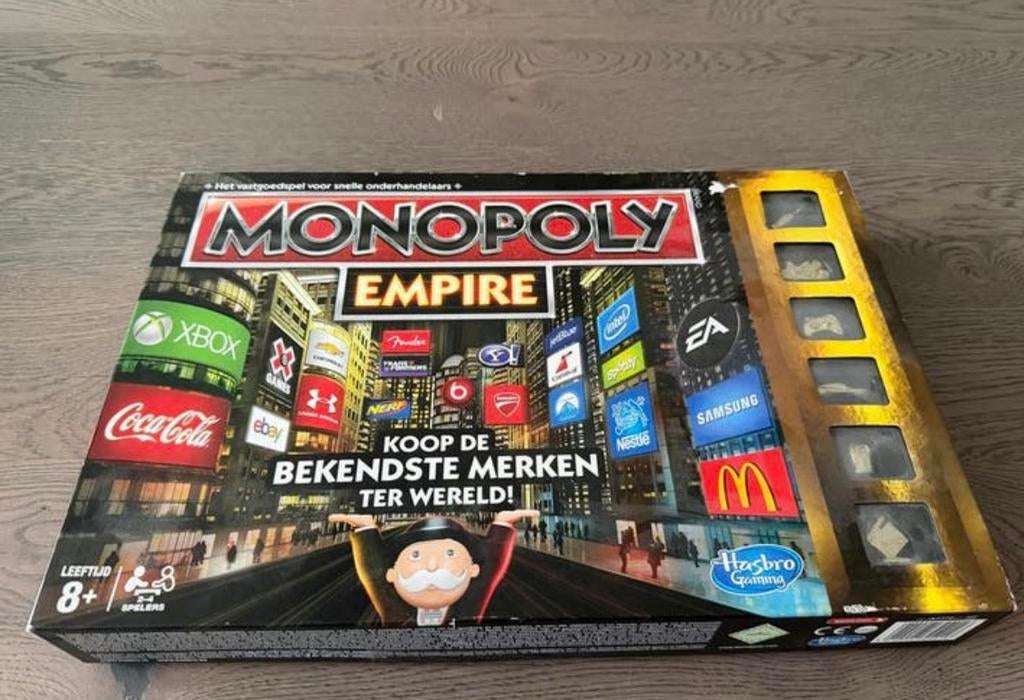Monopoly Empire, Hobby en Vrije tijd, Gezelschapsspellen | Bordspellen, Ophalen of Verzenden, Zo goed als nieuw