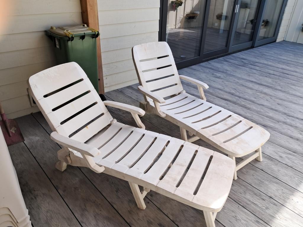 2x Kunststof Ligbedden - Wit, Ophalen, Gebruikt, Kunststof