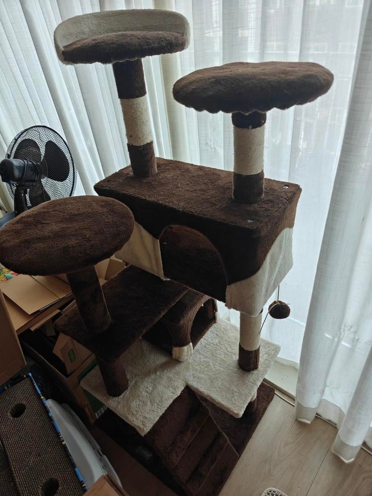 Krabpaal brown/beige good condition, Dieren en Toebehoren, Katten-accessoires, Ophalen