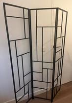 3-delig zwart metalen wandrek/kamerscherm staand + 2 mandjes, Ophalen, Zo goed als nieuw