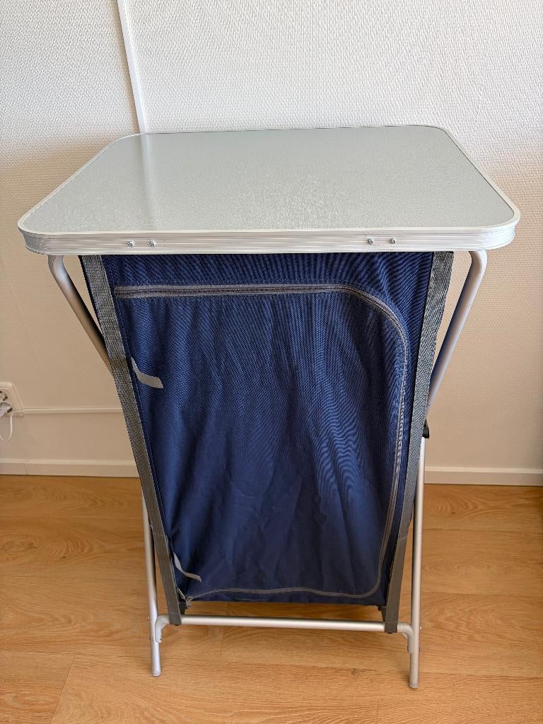 Camping kast, Ophalen, Zo goed als nieuw, Campingkast