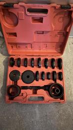 Wiellager gereedschapsset 24-delig 55-88 mm wiellager trek, Ophalen of Verzenden, Gevuld, Zo goed als nieuw