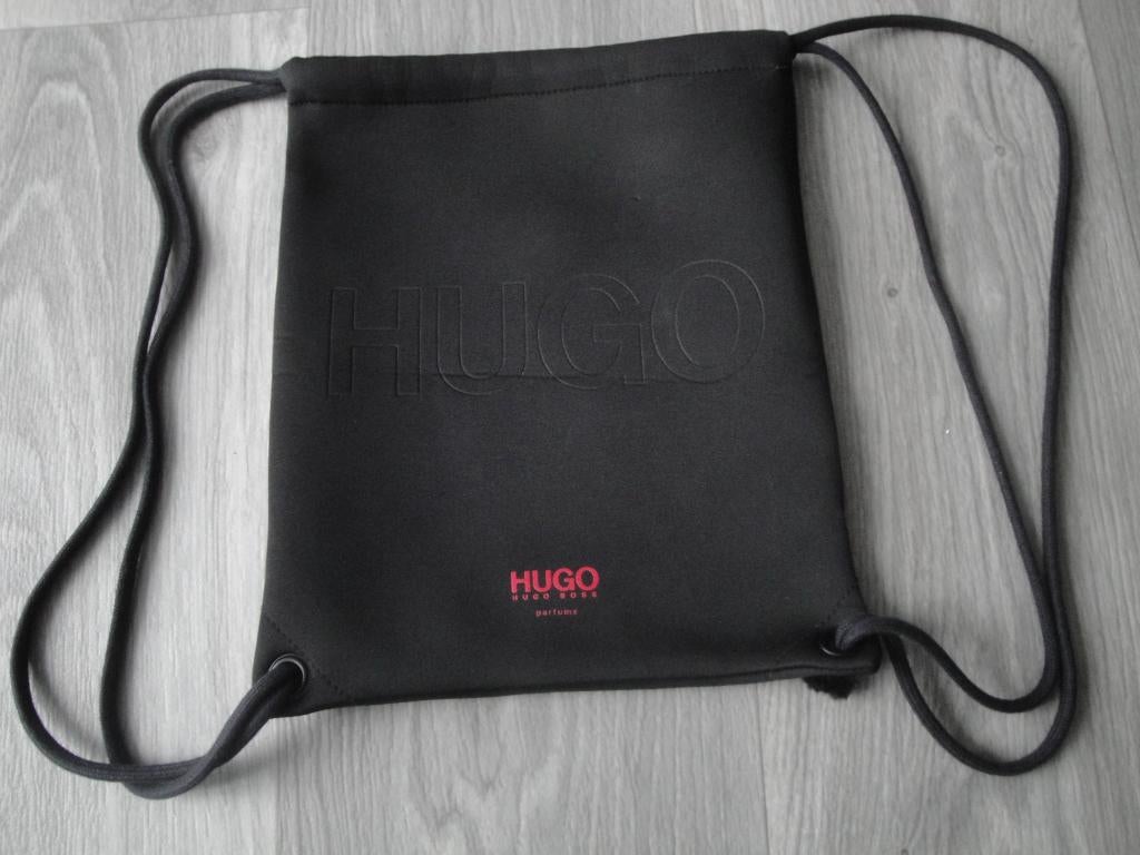 LEUKE ZWARTE "HUGO BOSS" TAS met TREKKOORD, Overige merken, 25 tot 40 cm, Nieuw, Ophalen of Verzenden