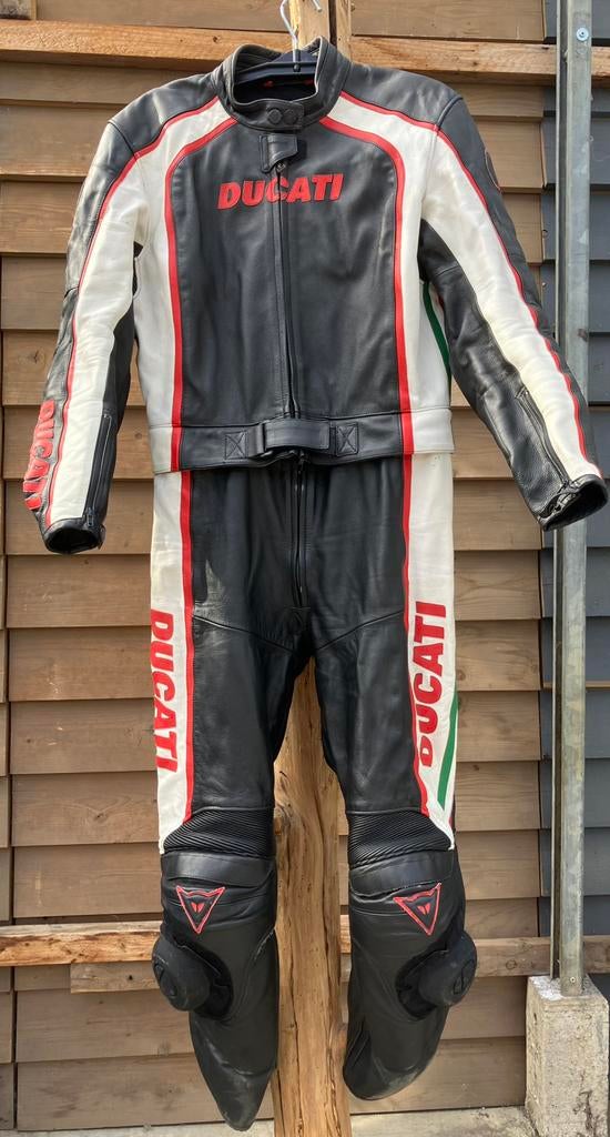 Ducati by Dainese 2 delig leren motor pak maat 48 zwart, Motoren, Kleding | Motorkleding, Ophalen of Verzenden, Tweedehands, Heren
