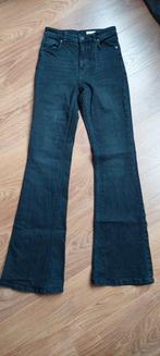 Bershka Flared Jeans Maat 32, Zwart, W30 - W32 (confectie 38/40), Gedragen, Bershka