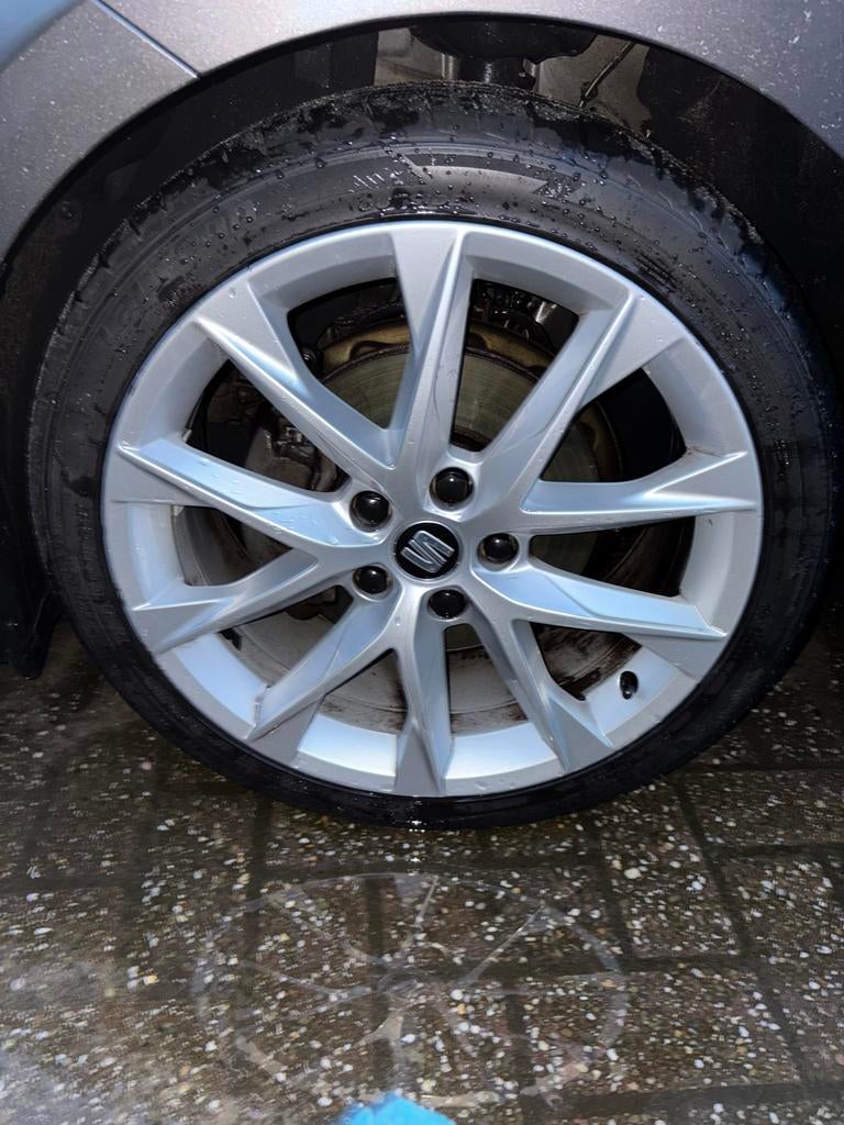 Seat Leon FR velgen zilver 18 inch, Auto-onderdelen, Banden en Velgen, Ophalen, 18 inch, Gebruikt, Banden en Velgen