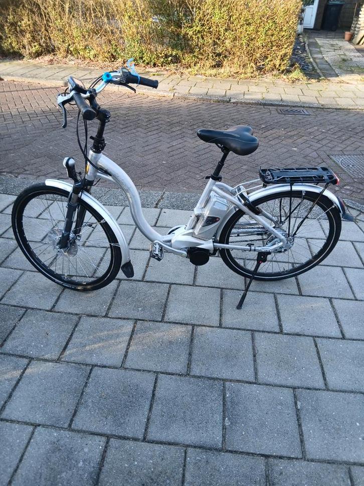 Kleine elec"da"fiets FLYER 42cm 8v netjes., Fietsen en Brommers, Fietsen | Vouwfietsen, Zo goed als nieuw, 20 inch of meer, Versnellingen