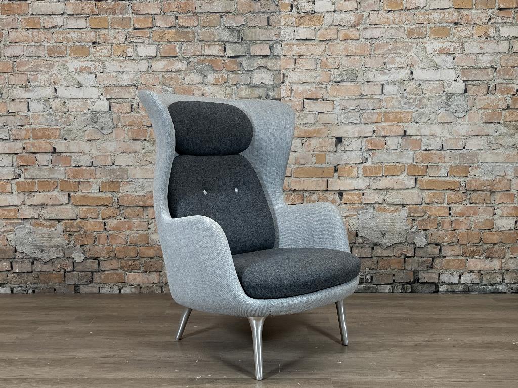 Fritz Hansen Ro Chair bij TheReSales, Huis en Inrichting, Fauteuils, Ophalen, Design, 75 tot 100 cm, Zo goed als nieuw