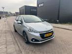 Peugeot 208 1.2 110pk Full option DIS VV Nieuw APK met PANO., Voorwielaandrijving, 40 €/maand, Origineel Nederlands, Handgeschakeld