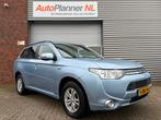 Mitsubishi Outlander 2.0 PHEV Business Edition! 4WD! Camera!, Zwart, 4 cilinders, Blauw, Leder en Stof
