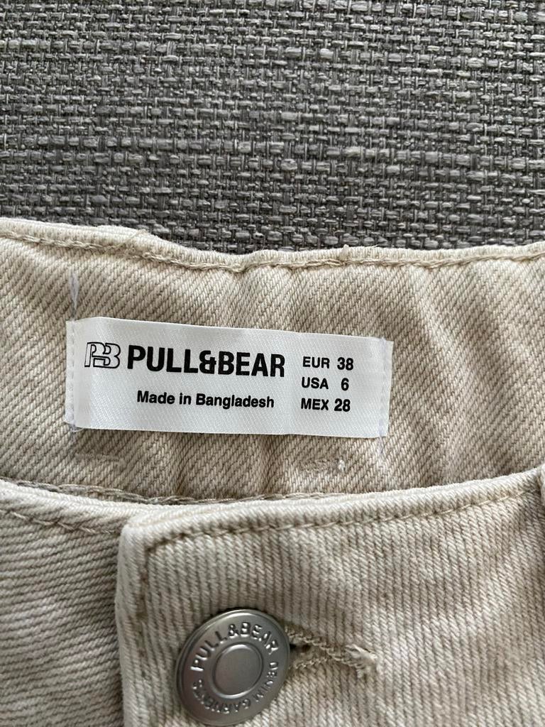 Pull&Bear Jorts - Maat 38, Kort, Beige, Zo goed als nieuw, Ophalen
