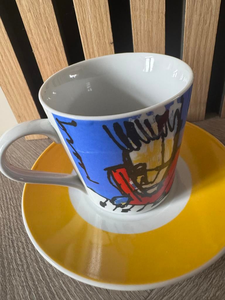 HERMAN BROOD 4 kopjes  met schotels - Kunstzinnig design, Herman brood, Verzenden, Overige stijlen, Kop(pen) en/of Schotel(s)