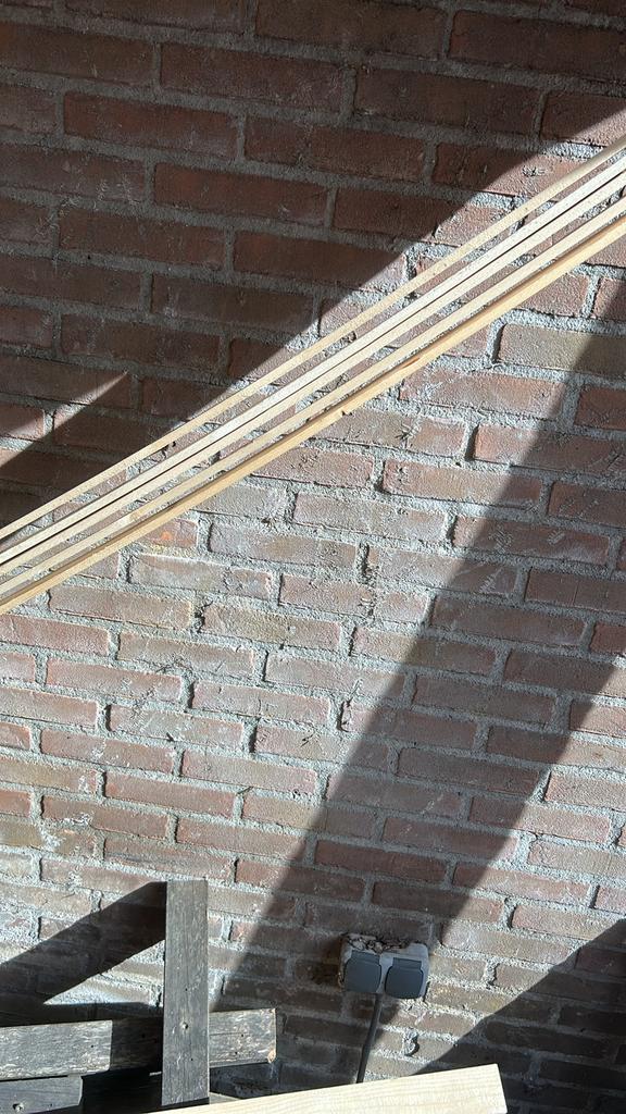 Tengellatten, om panlatten vrij te leggen., Doe-het-zelf en Verbouw, Plinten en Afwerking, Ophalen, Zo goed als nieuw, Overige materialen