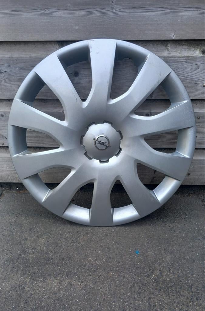 Opel Vivaro 16 inch wieldop 93866158, Ophalen, Gebruikt