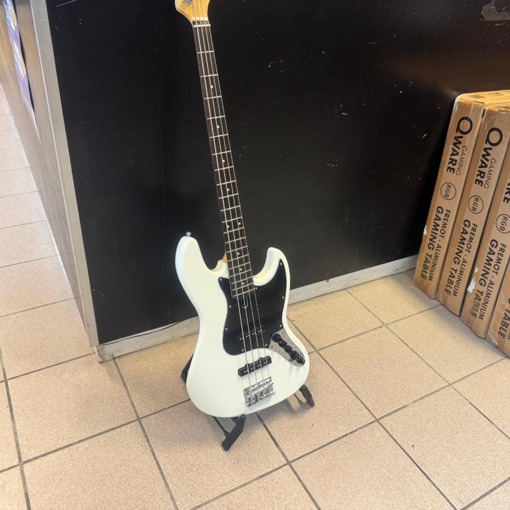 Marlow Miller V3 4 Snarige Bas Actief - In Nette Staat, Muziek en Instrumenten, Snaarinstrumenten | Gitaren | Bas, Flex Ltd., Zo goed als nieuw