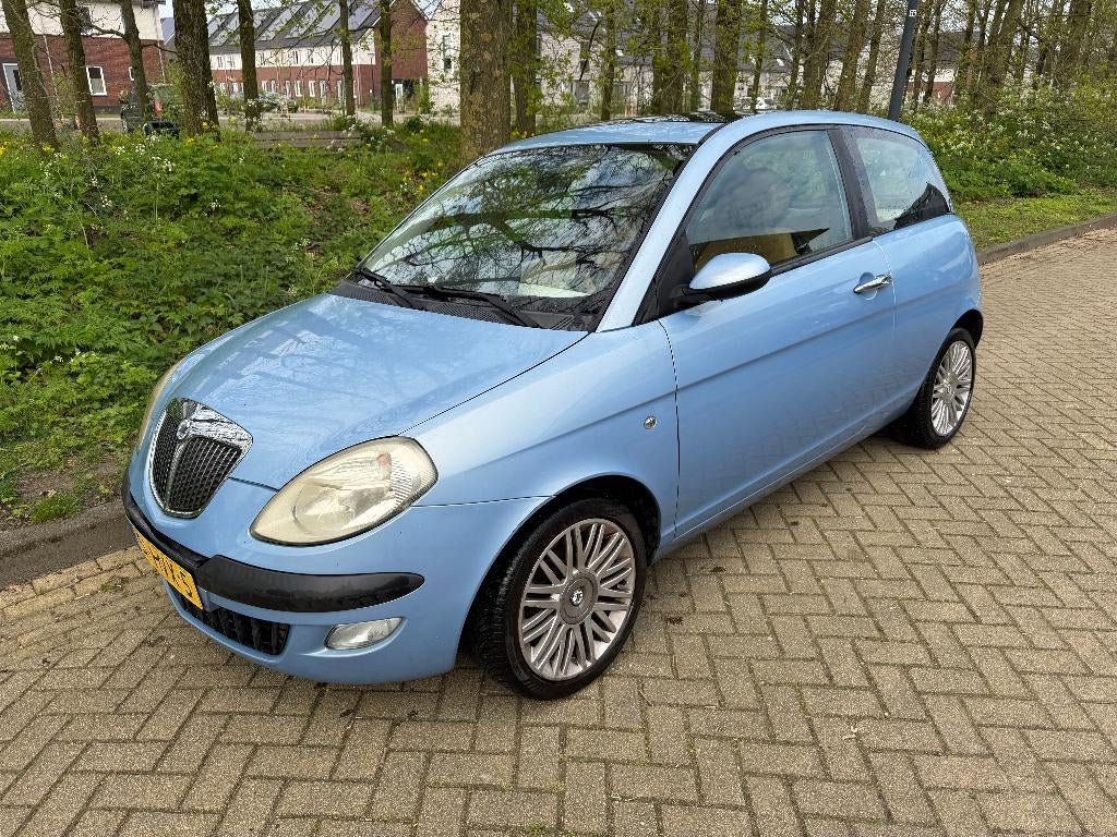 Lancia Ypsilon 2004 Blauw, 40 €/maand, Beige, Leder, Particulier