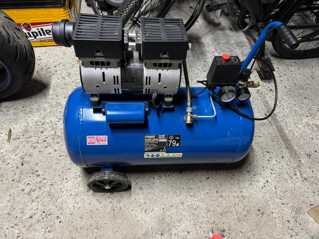 Scheppach 50L stille compressor, Doe-het-zelf en Verbouw, Compressors, Gebruikt, 6 tot 10 bar, 25 tot 100 liter, Minder dan 200 liter/min