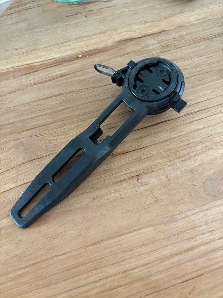 Out front hidemybell closethegap garmin houder met bel, Fietsen en Brommers, Ophalen of Verzenden, Zo goed als nieuw