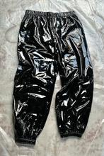 Sexy lakbroek zwart NIEUW taille elastisch 45 tot 55 cm, Verzenden, Nieuw, Zwart, Legging