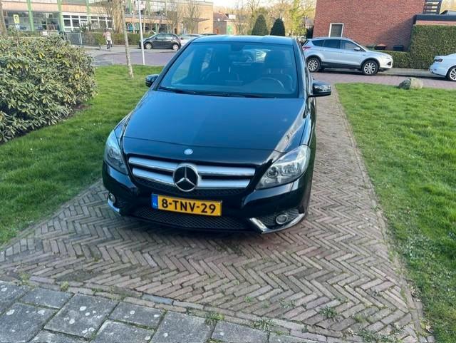 Mercedes-Benz B-Klasse 1.6 B180 5DRS Blue EFF 2013 Zwart, Auto's, Mercedes-Benz, Particulier, B-Klasse, Airconditioning, Cruise Control