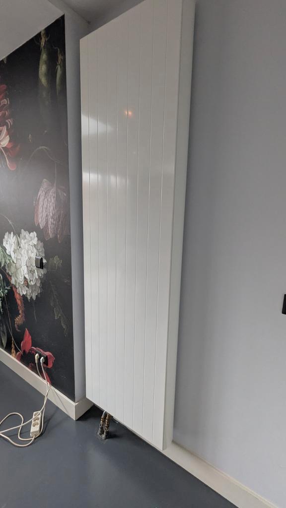 Radson Faro V verticale designradiator 2100x600 T22, Doe-het-zelf en Verbouw, Verwarming en Radiatoren, Zo goed als nieuw, Radiator