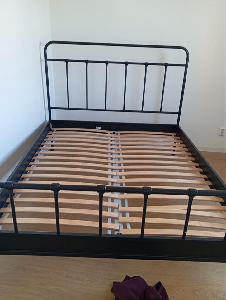 Ikea bed 160x200, Huis en Inrichting, Slaapkamer | Bedden, Tweepersoons, 160 cm, Metaal, Grijs, Ophalen of Verzenden