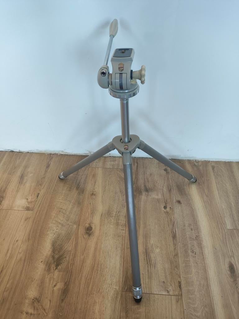 Antiek Linhof Statief uit West-Duitsland met Opbergtas, Ophalen of Verzenden, Gebruikt, Minder dan 150 cm, Driepoot