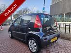 Peugeot 107 1.0-12V Urban Move, Voorwielaandrijving, Gebruikt, 4 stoelen, Origineel Nederlands