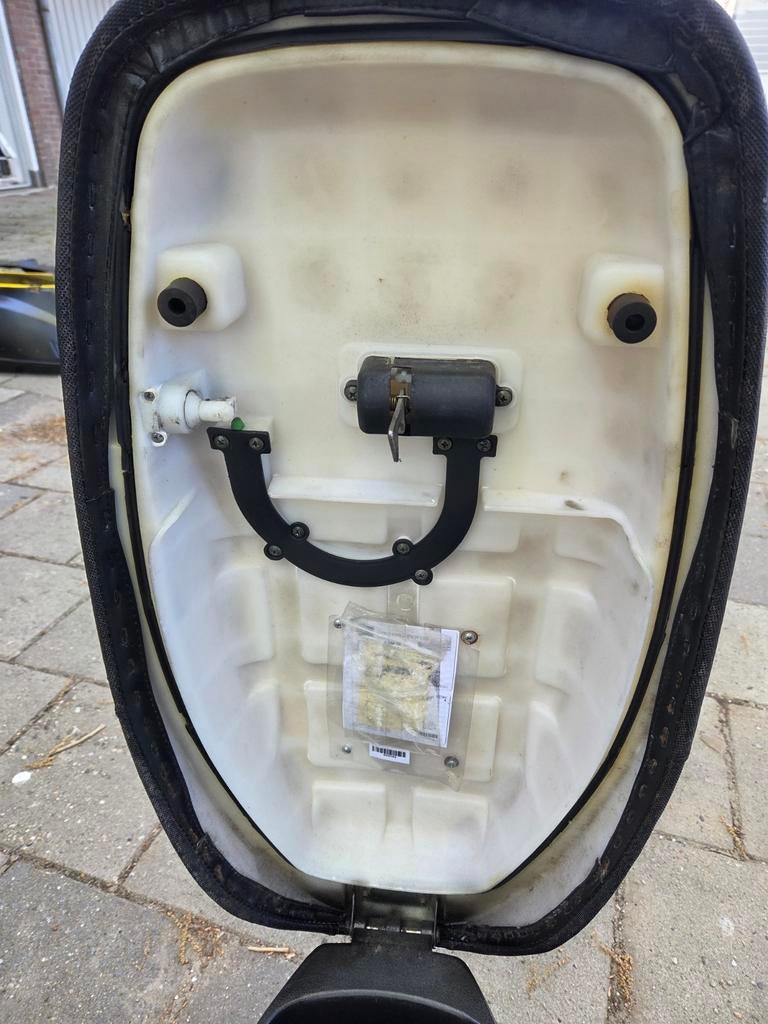 Buddyseat los - Zadel voor scooter/brommer, Ophalen of Verzenden