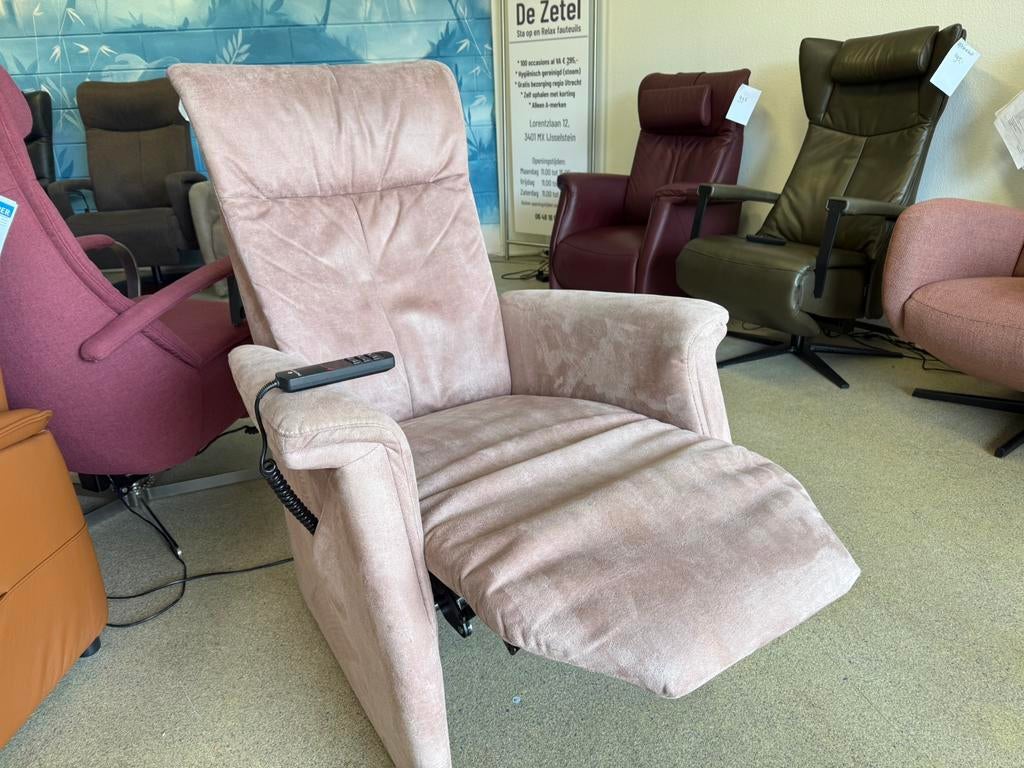 Meubelzorg staopstoel relax fauteuil bezorgd en garantie, Huis en Inrichting, Fauteuils, Ophalen of Verzenden, Zo goed als nieuw