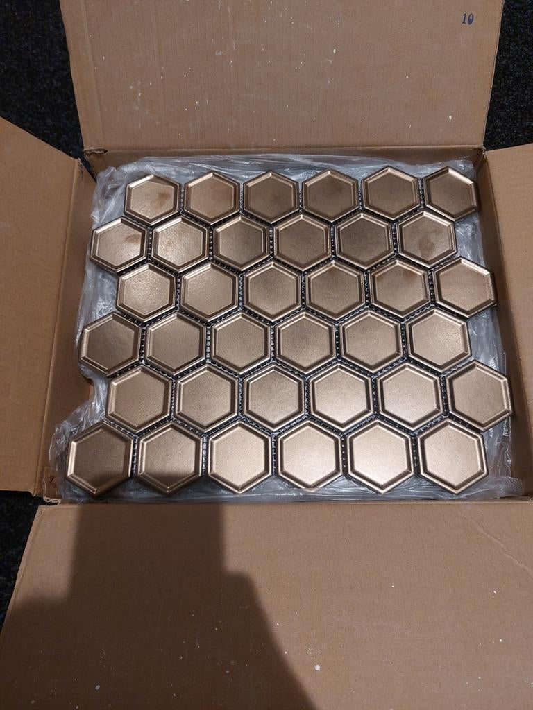 Hexagonale tegels metallic brons 1.8 m2, Doe-het-zelf en Verbouw, Tegels, Ophalen of Verzenden