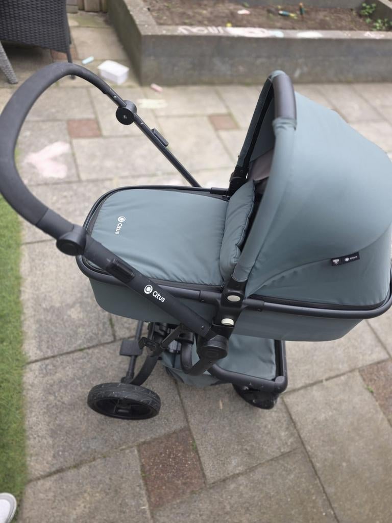 Qtus kinderwagen met ligbak en zitstoel, Kinderen en Baby's, Kinderwagens en Combinaties, Overige merken, Ophalen of Verzenden