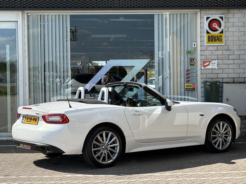 Fiat 124 Spider 1.4 MultiAir Turbo Lusso | Achteruitrijcamer, Automaat, Gebruikt, Leder, Bedrijf