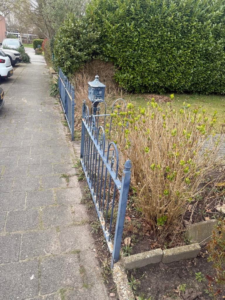 Hekwerk met poort - Blauw ijzeren sierhekwerk, Ophalen, Met poort, Gebruikt, Sierhekwerk