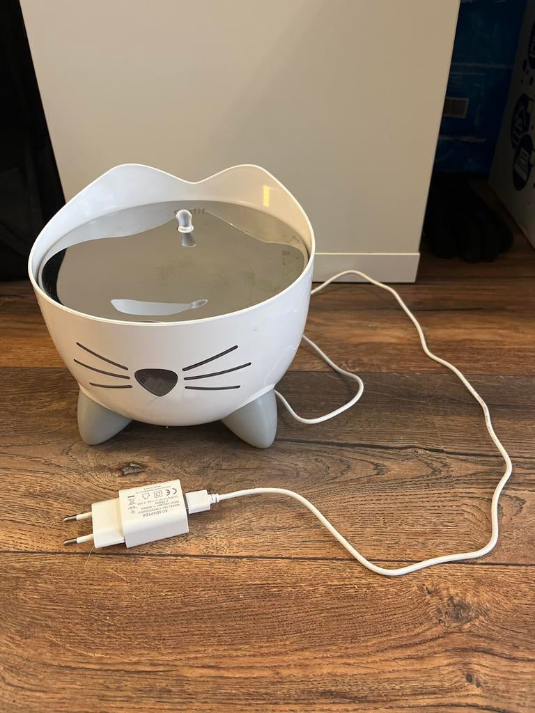 Drinkfontein kat, Dieren en Toebehoren, Katten-accessoires, Ophalen, Zo goed als nieuw