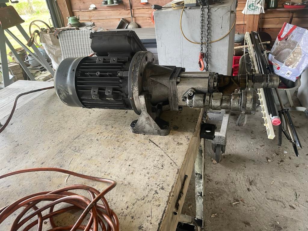 Elektromotor met hydrauliek pomp, Ophalen, Gebruikt, Elektromotor