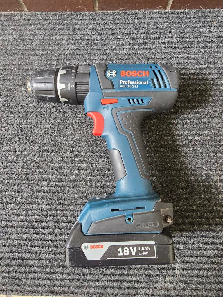 Bosch accuboor proffesional gsb 18v 1,5ah, Doe-het-zelf en Verbouw, Ophalen of Verzenden, Boor- en Schroefmachine