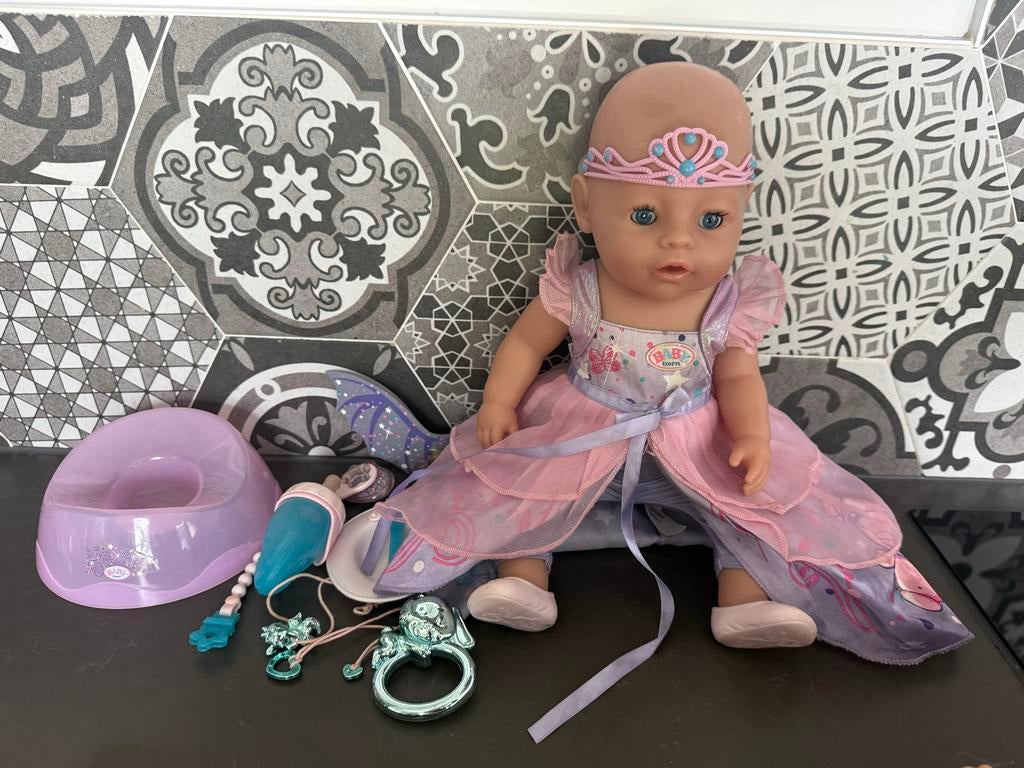 Baby Born pop Fantasy Deluxe soft belly, Kinderen en Baby's, Speelgoed | Poppen, Zo goed als nieuw, Babypop, Ophalen of Verzenden