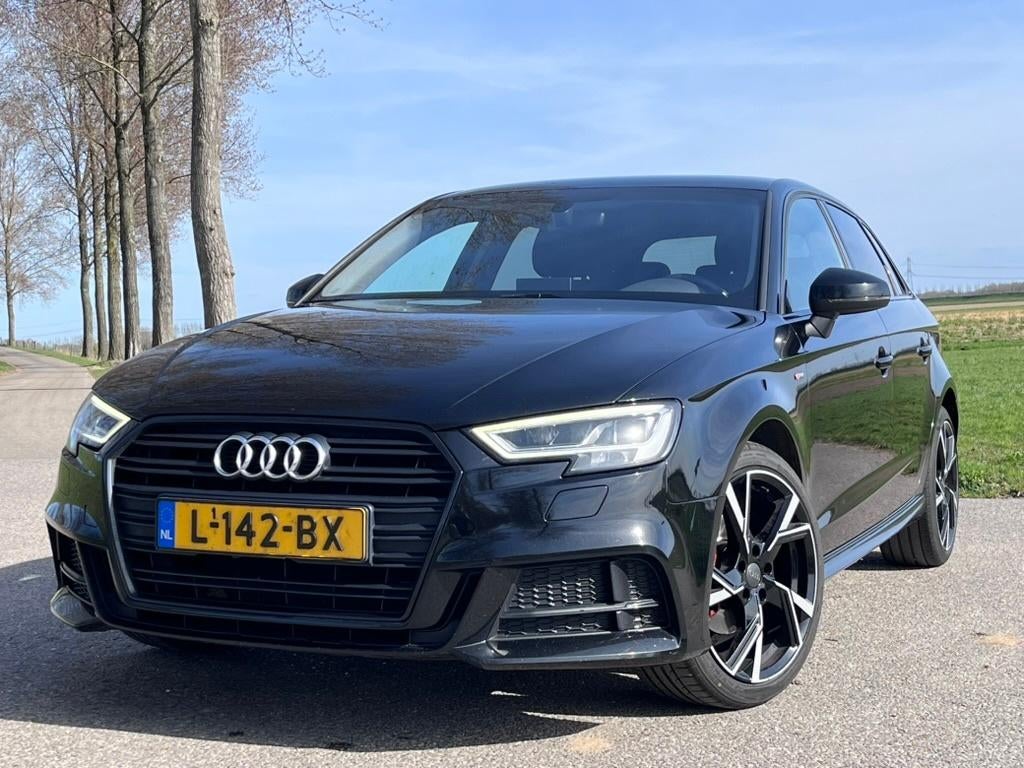 Audi A3 35 Tfsi | 150pk | 2019 | Zwart, Auto's, Voorwielaandrijving, Stof, 1498 cc, 4 cilinders