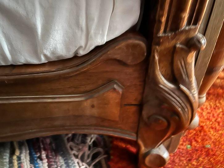 Antieke twijfelaar van mahoniehout uit 1880, Antiek en Kunst, Antiek | Meubels | Bedden, Ophalen