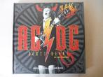 4DVD + boek: AC/DC - Dirty Deeds door Jeff Perkins, Alle leeftijden, Ophalen, Zo goed als nieuw, Kunst of Cultuur