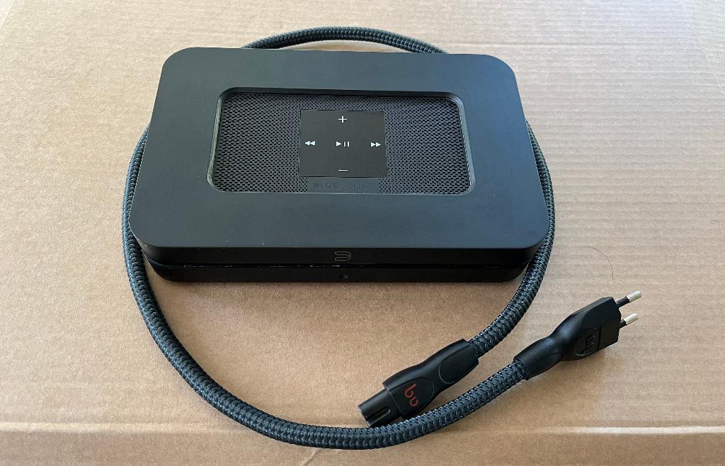 Bluesound Node 2 dac/streamer met Audioquest nrg-x2 kabel, Ophalen of Verzenden, Refurbished, USB 2, Minder dan 500 GB