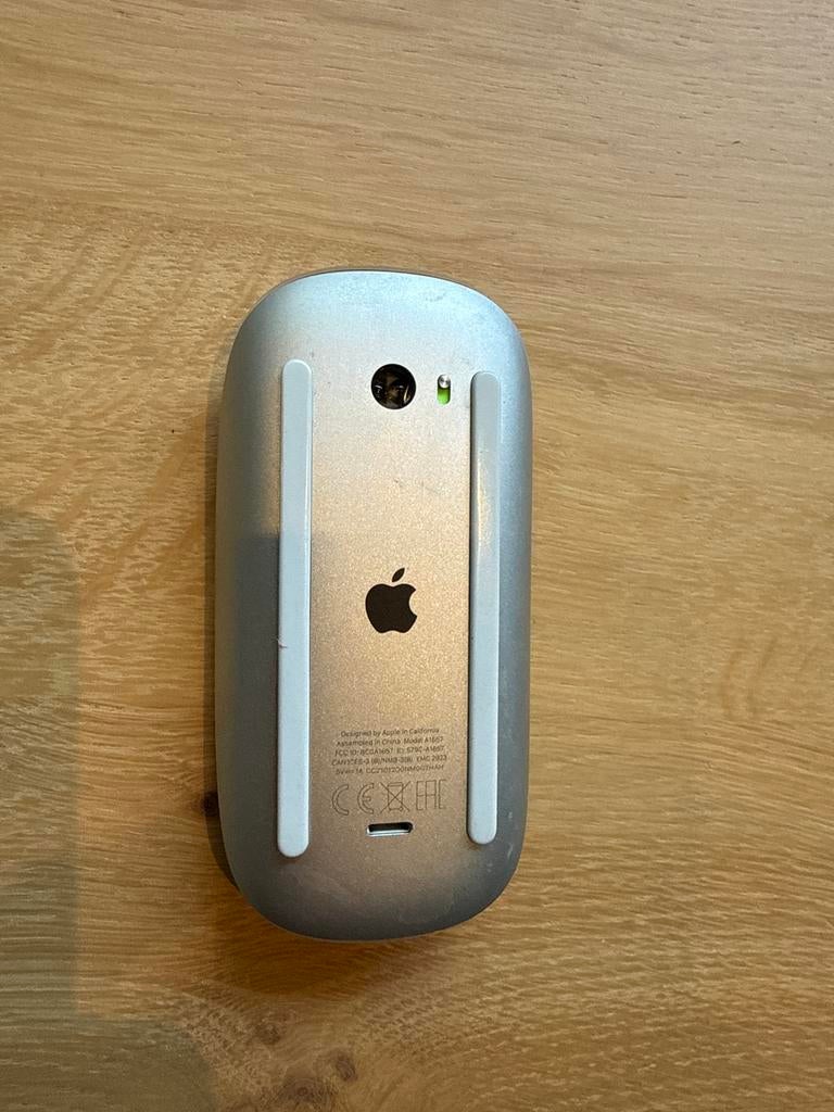 Apple Magic Mouse, Computers en Software, Muizen, Ophalen of Verzenden, Gebruikt, Draadloos, Muis