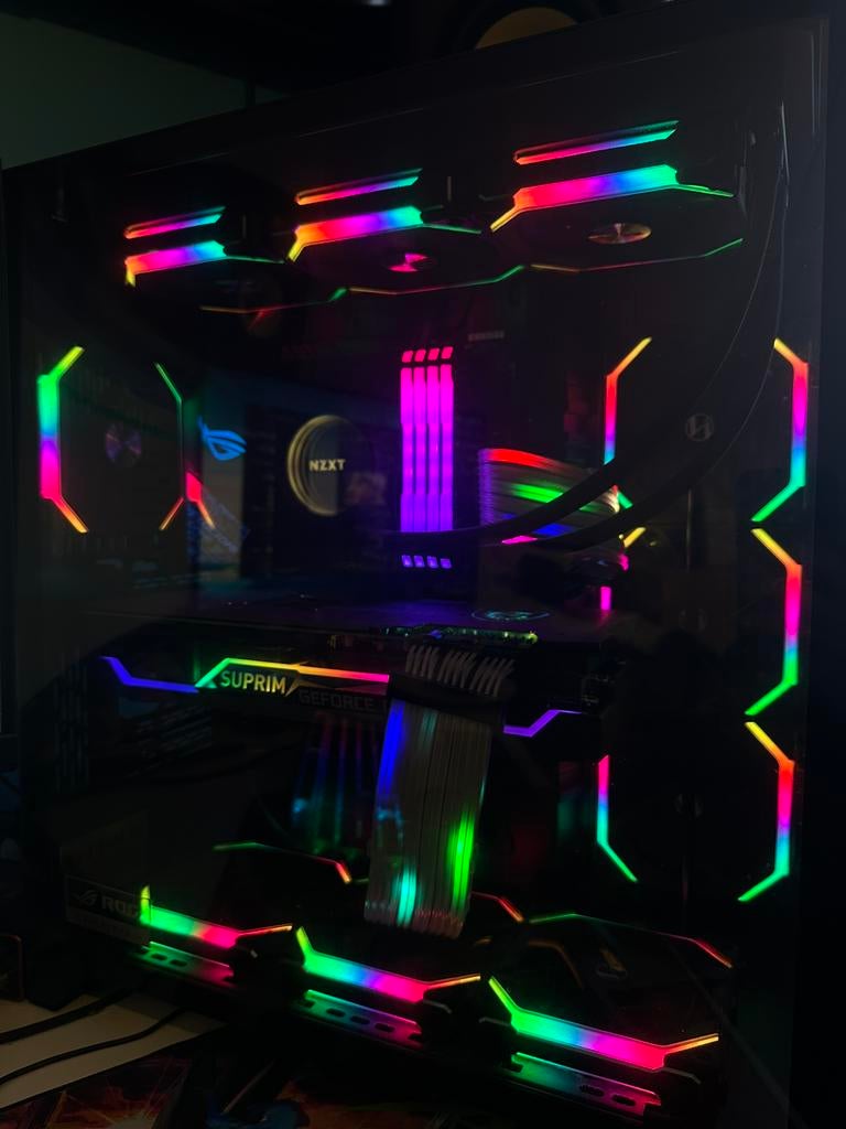 Game pc rtx 380, Ophalen of Verzenden, Zo goed als nieuw, 4 Ghz of meer, SSD