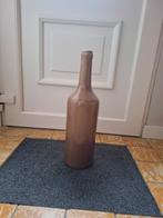 Bruine vaas in de vorm van een fles, Ophalen of Verzenden, Zo goed als nieuw, Overige kleuren, Minder dan 50 cm