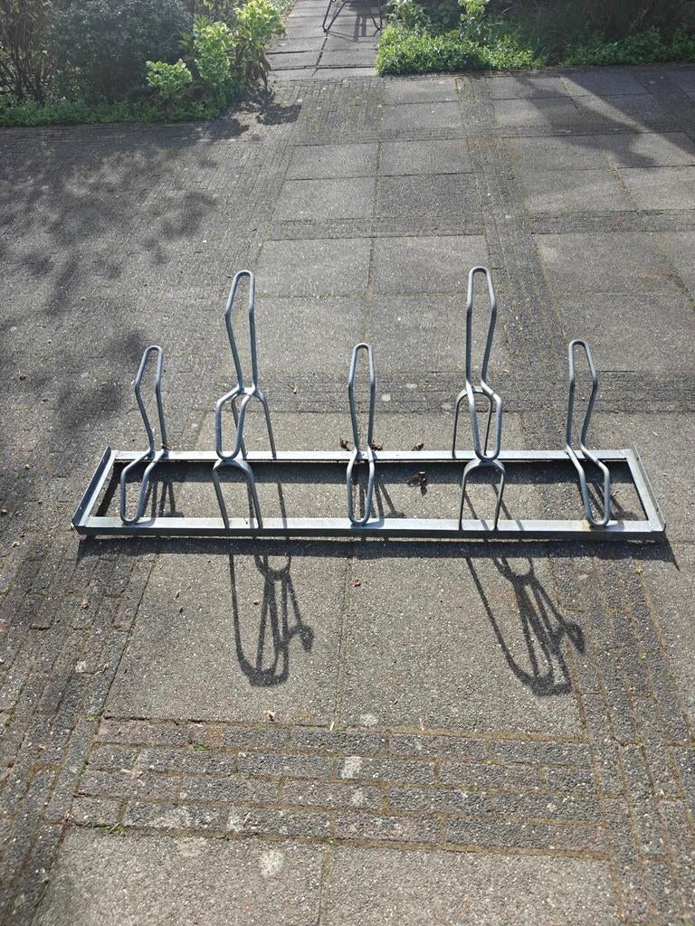 Stevig fietsenrek voor 5 fietsen, Fietsen en Brommers, Fietsaccessoires | Fietsenrekken, Ophalen of Verzenden