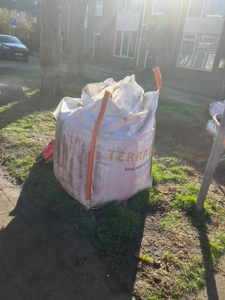 Voegzand zwart, Tuin en Terras, Ophalen, Zo goed als nieuw