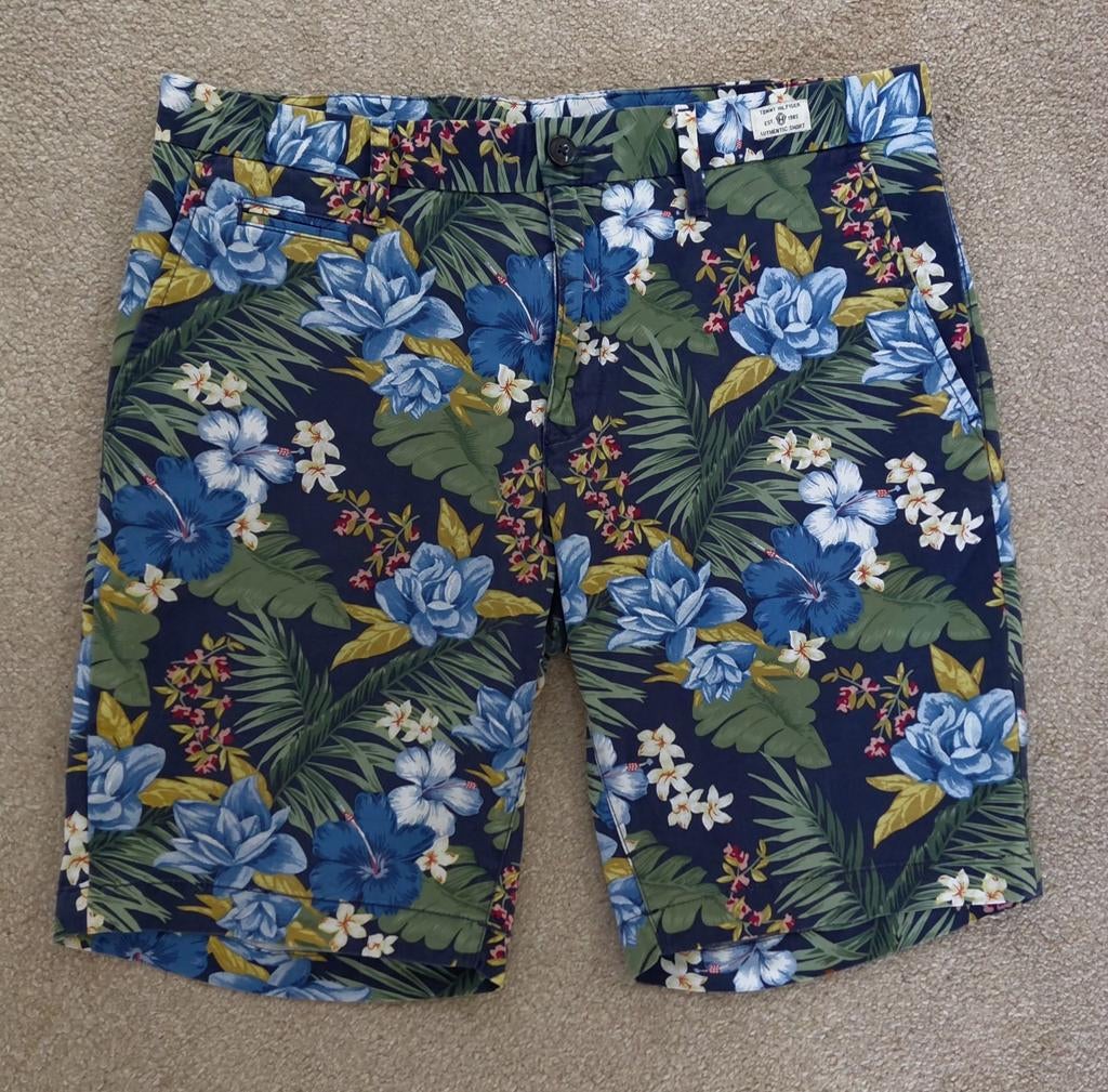 Tommy Hilfiger chino short maat 34, Kleding | Heren, Badmode en Zwemkleding, Ophalen of Verzenden, Maat 52/54 (L), Beige, Tommy Hilfiger