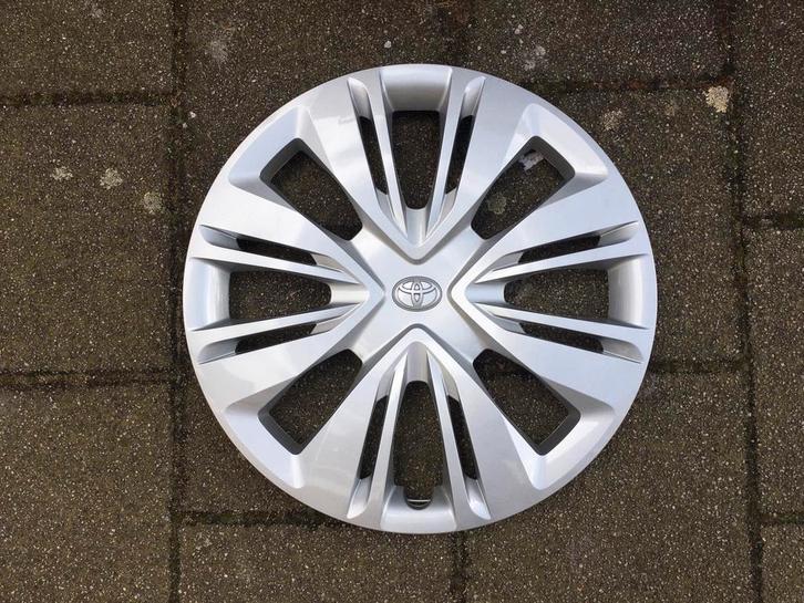 1 wieldop Toyota Yaris X 17 inch, Auto diversen, Wieldoppen, Zo goed als nieuw, Ophalen of Verzenden